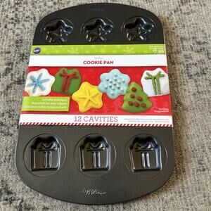 Wilton Black Holiday 12-Cavity Nonstick Cookie Pan